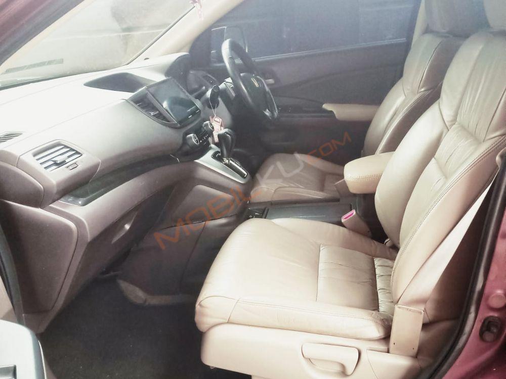 Mobil Honda CR-V 2013