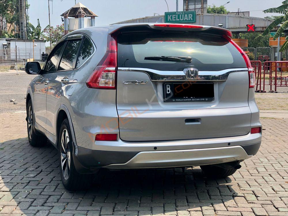 Mobil Honda CR-V 2017