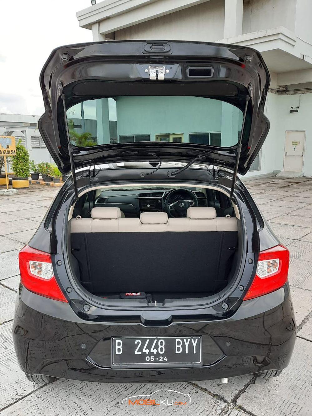 Mobil Honda Brio 2019
