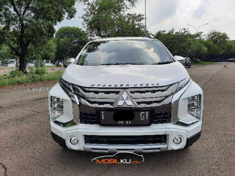 Mobil Mitsubishi Xpander Cross 2020