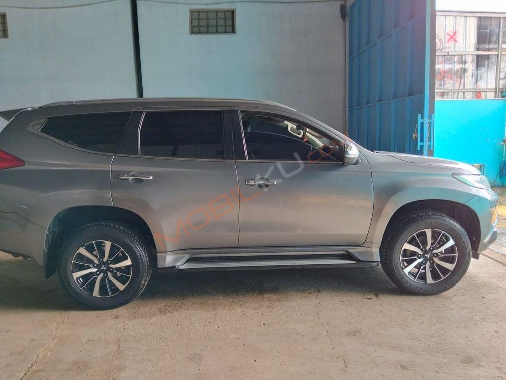 Mobil Mitsubishi Pajero Sport 2018