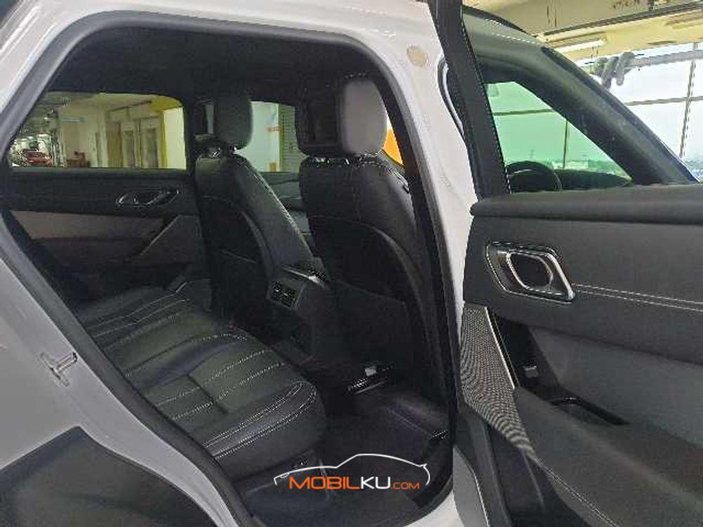 Mobil Range Rover Velar 2018