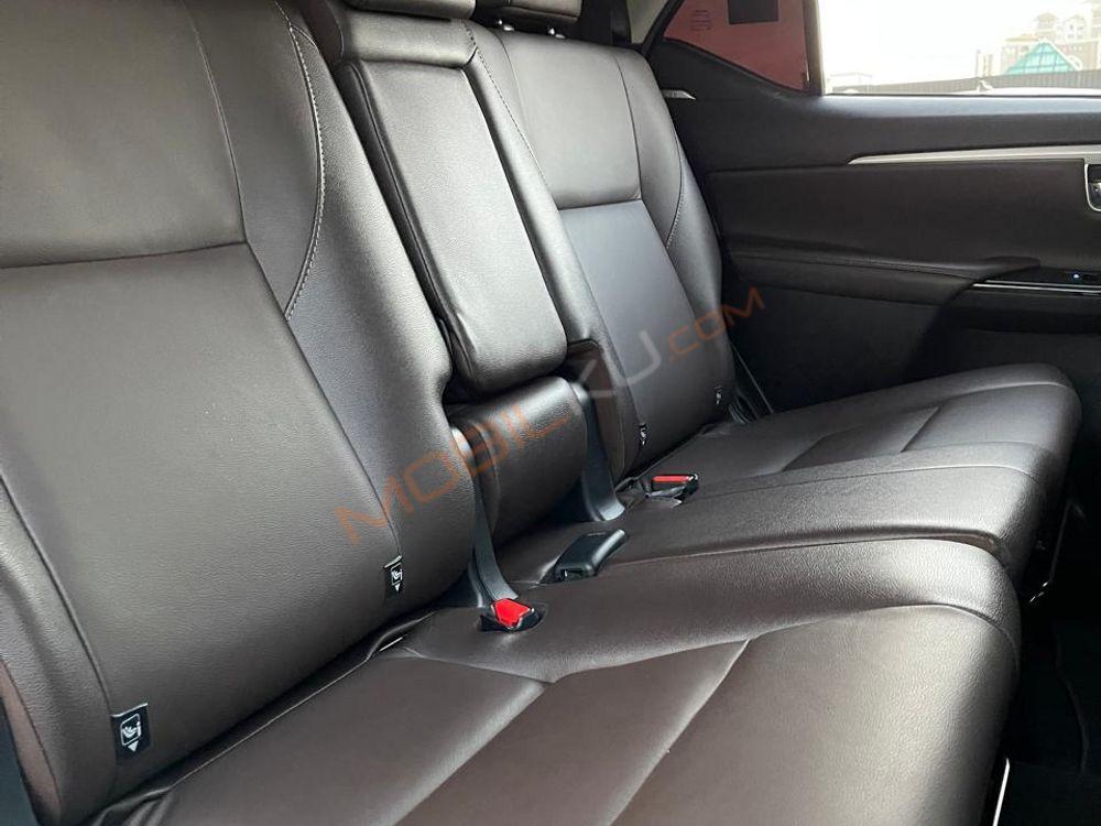 Mobil Toyota Fortuner 2020