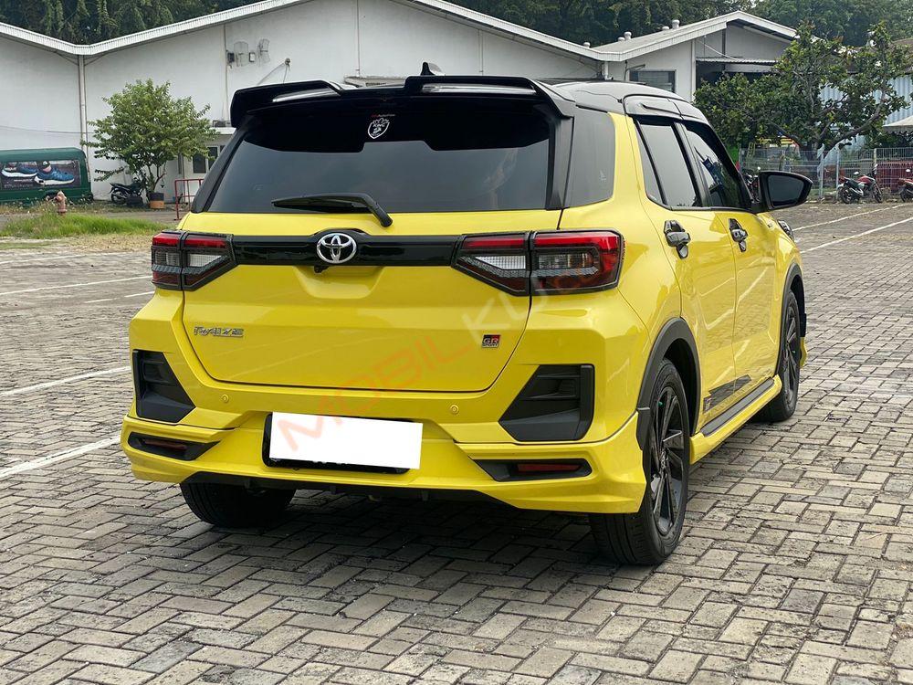 Mobil Toyota Raize 2022