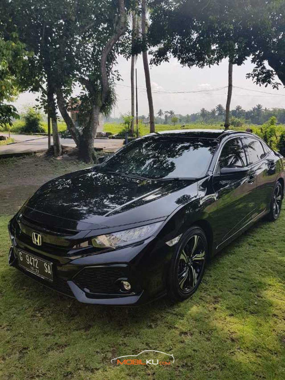 Mobil Honda Civic Sedan 2018