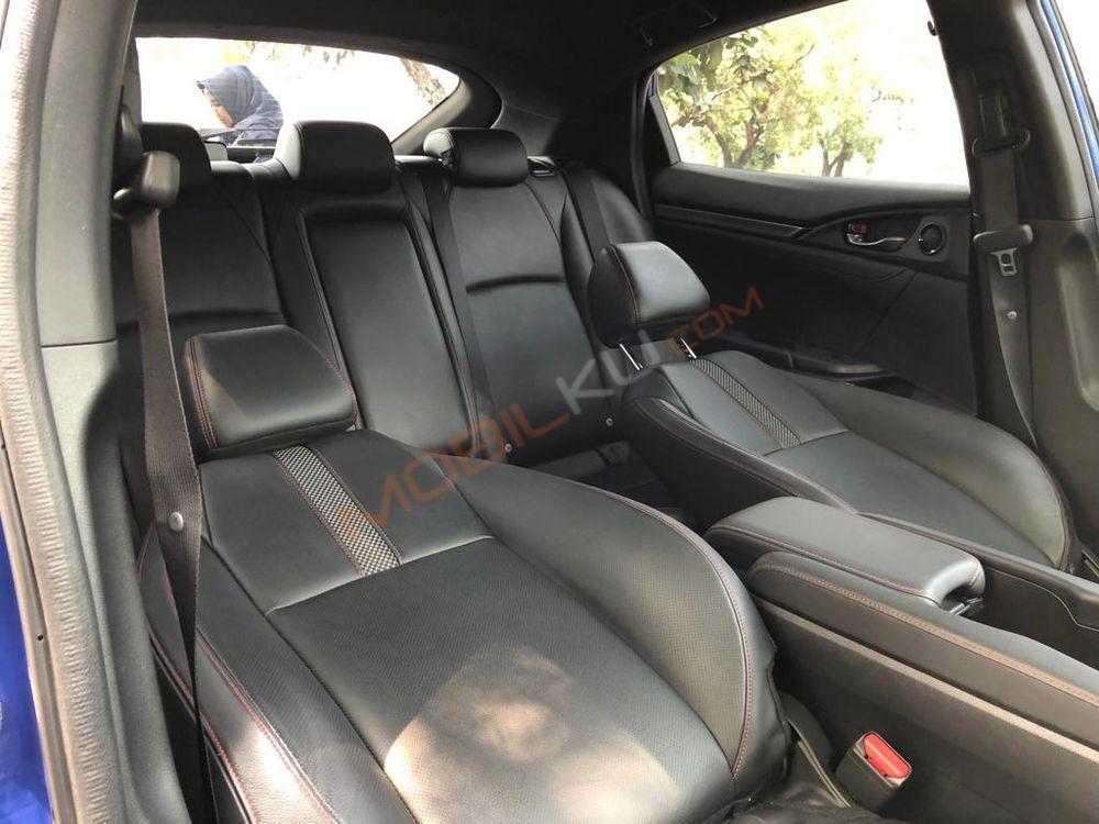 Mobil Honda Civic Hatchback 2021