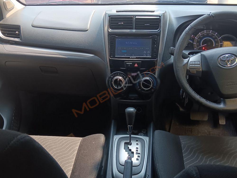 Mobil Toyota Avanza 2017