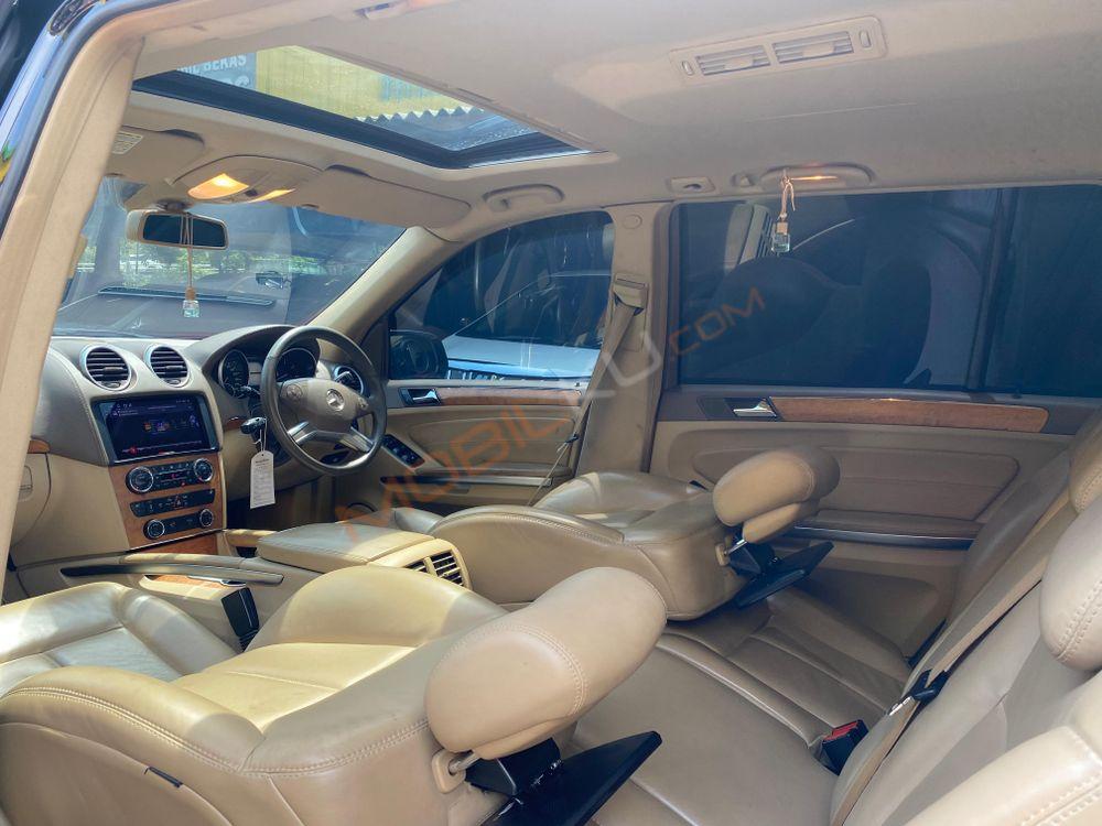 Mobil Mercedes-Benz GL 2009