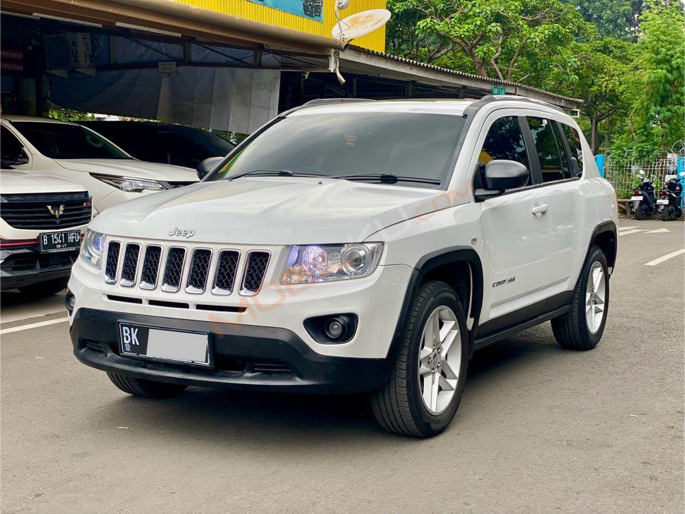 Mobil Jeep Compass 2013