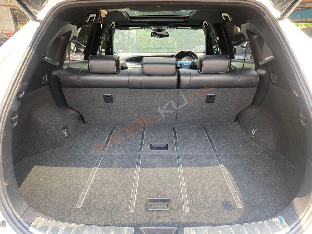 Mobil Toyota Harrier 2015