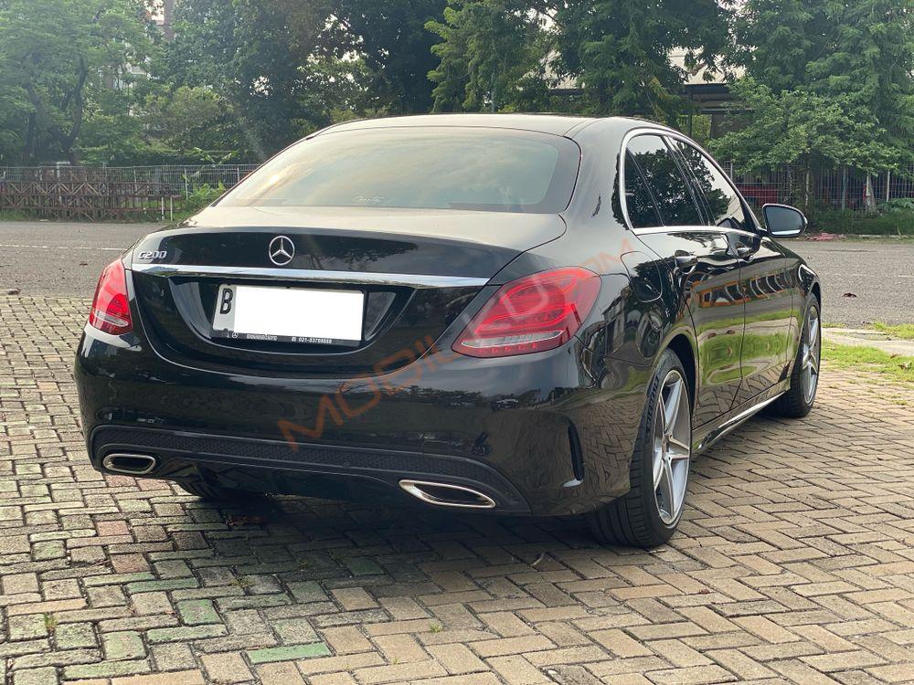 Mobil Mercedes-Benz C-Class 2018