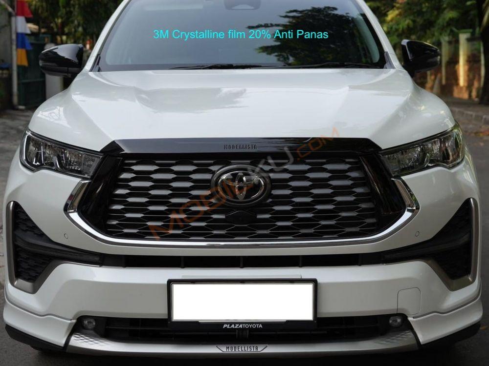 Mobil Toyota Kijang Innova Zenix 2023