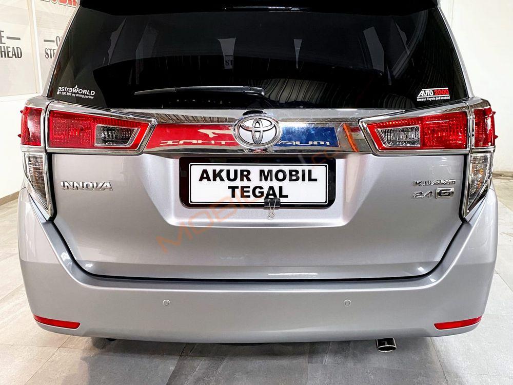 Mobil Toyota Kijang Innova 2016