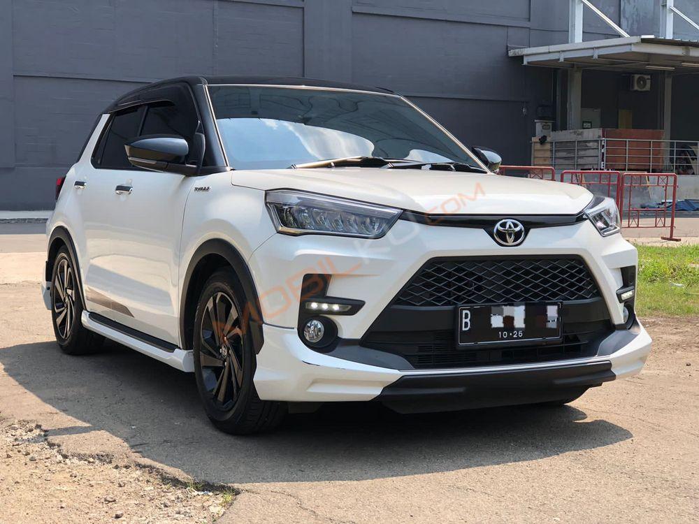 Mobil Toyota Raize 2021