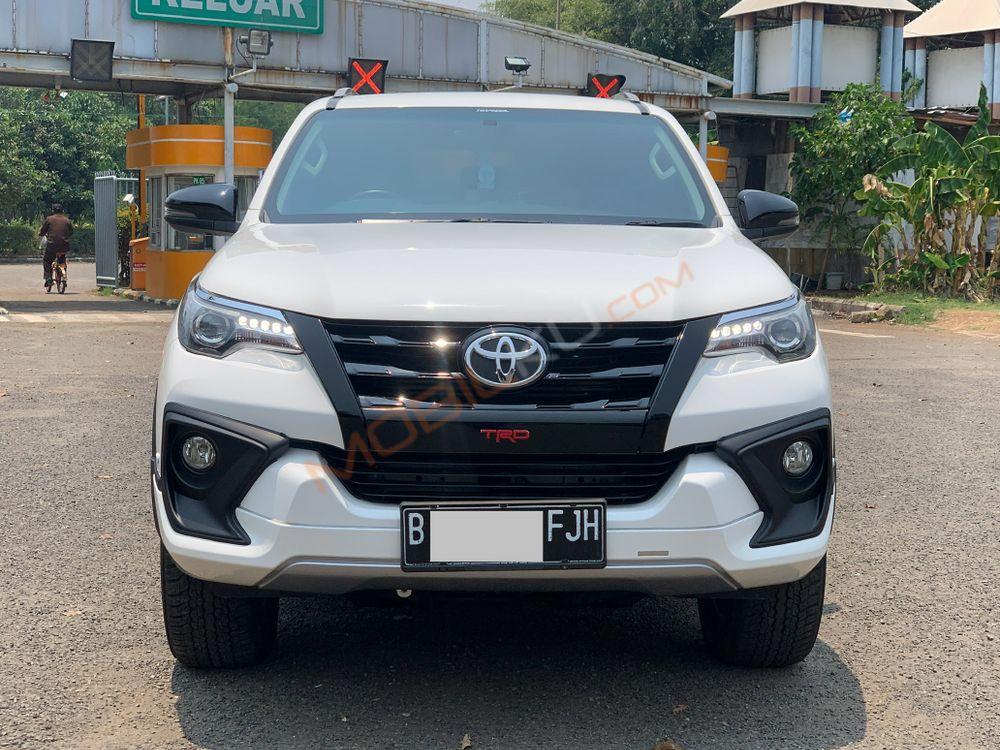 Mobil Toyota Fortuner 2019
