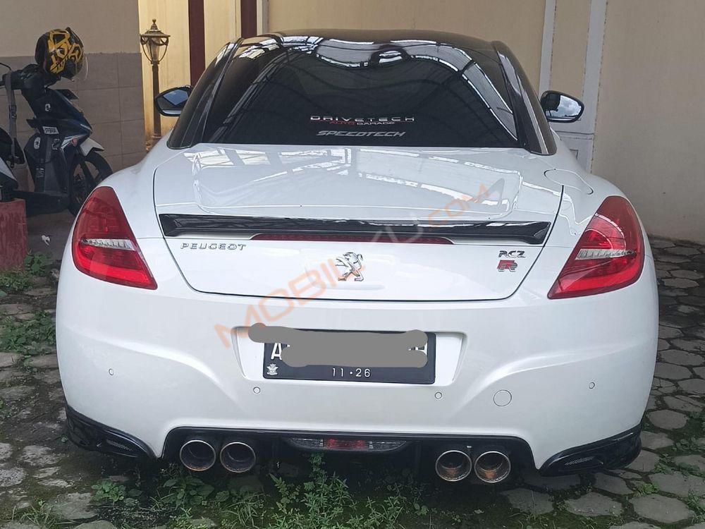 Mobil Peugeot RCZ 2016