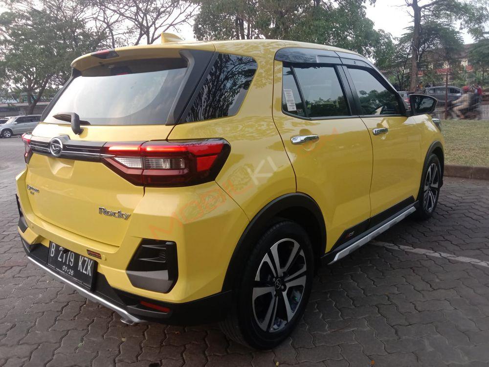 Mobil Daihatsu Rocky 2021