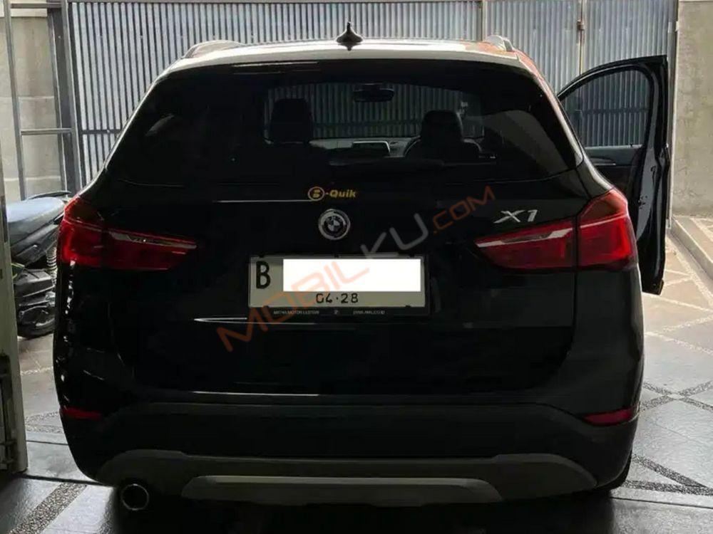 Mobil BMW X1 2018