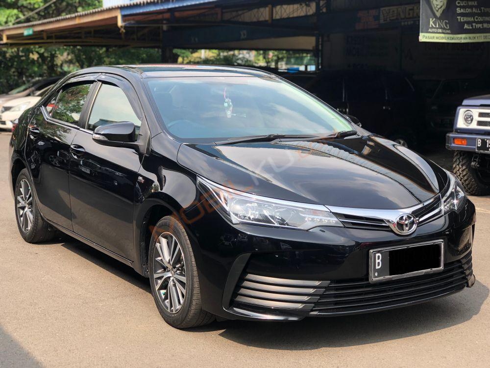 Mobil Toyota Corolla 2018