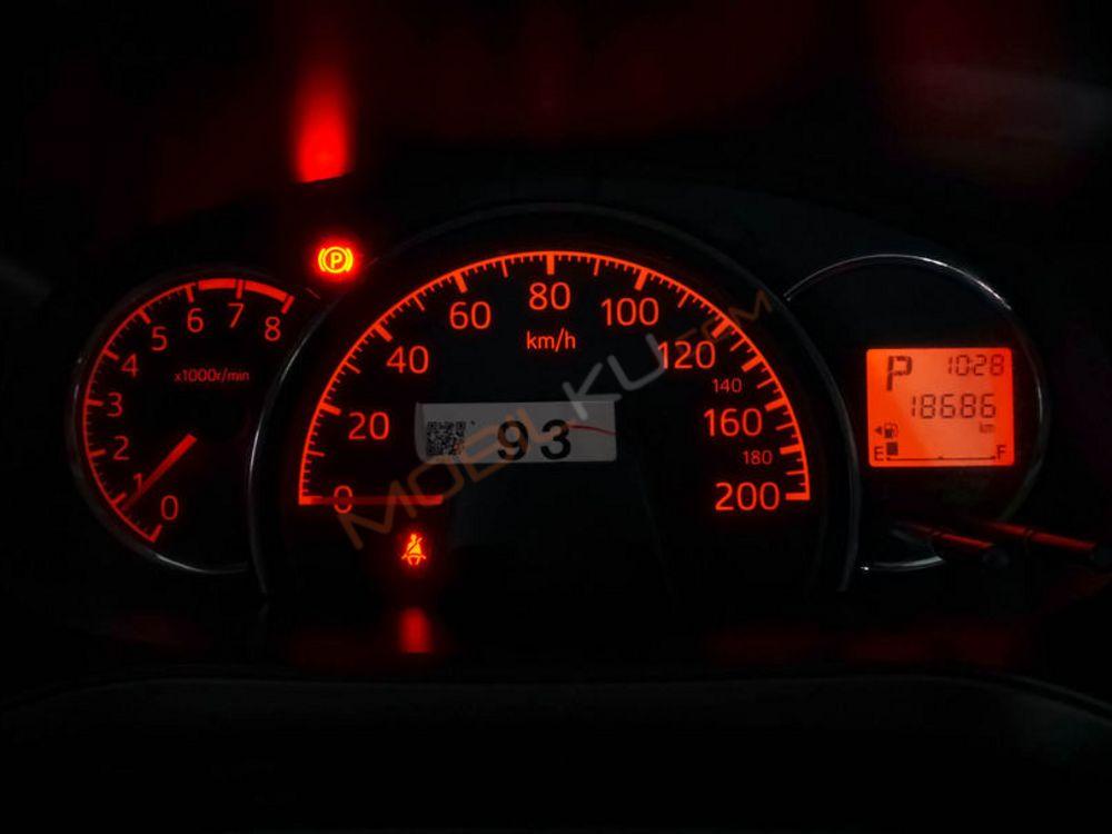 Mobil Toyota Agya 2020