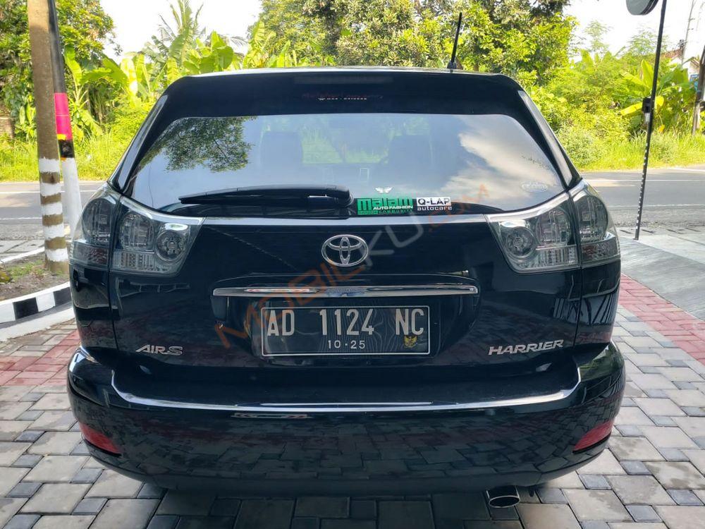 Mobil Toyota Harrier 2003