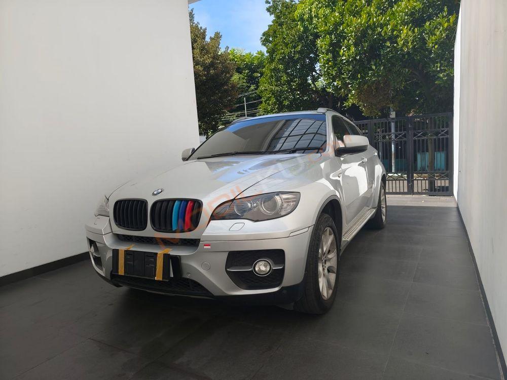 Mobil BMW X6 2010