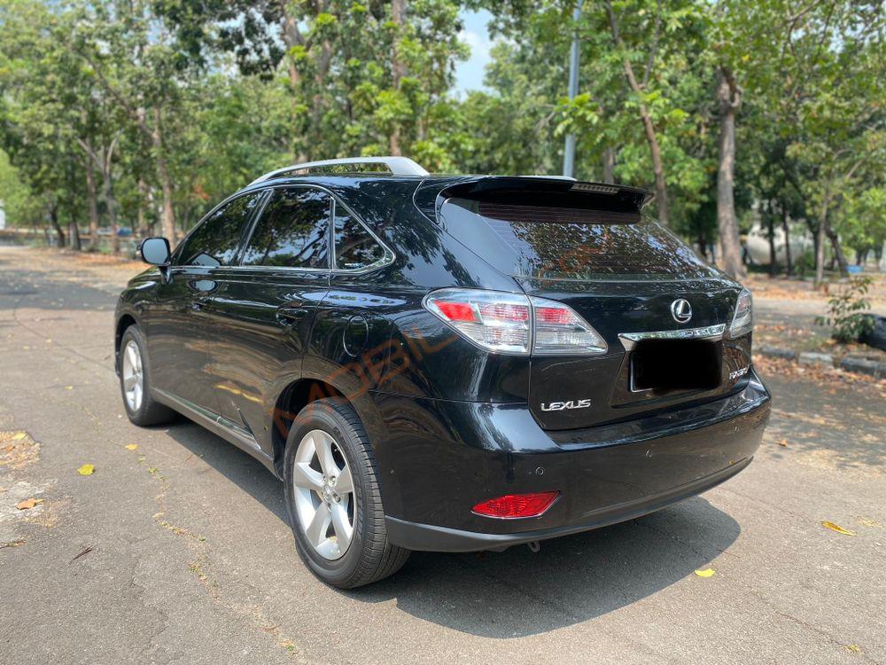 Mobil Lexus RX 2011