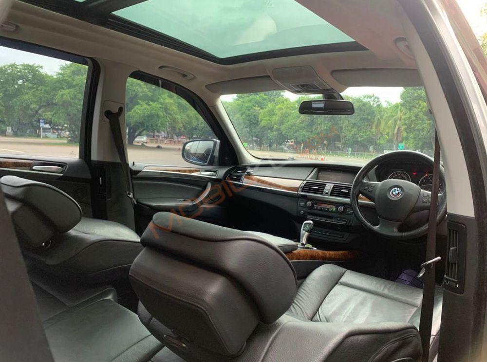 Mobil BMW X5 2008