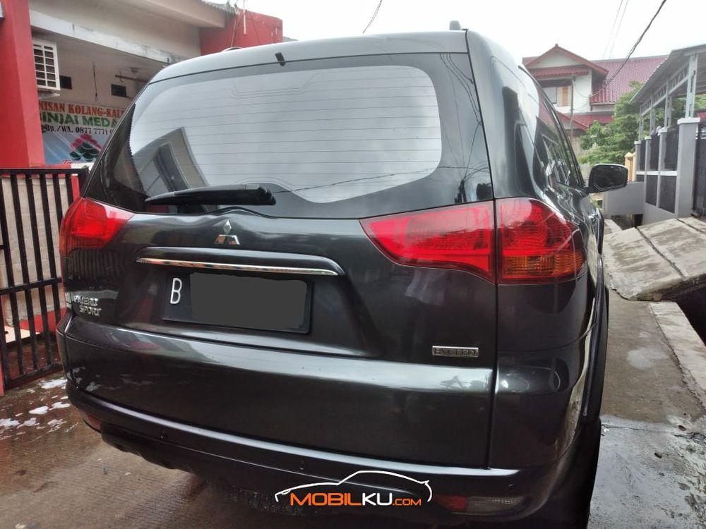 Mobil Mitsubishi Pajero Sport 2011