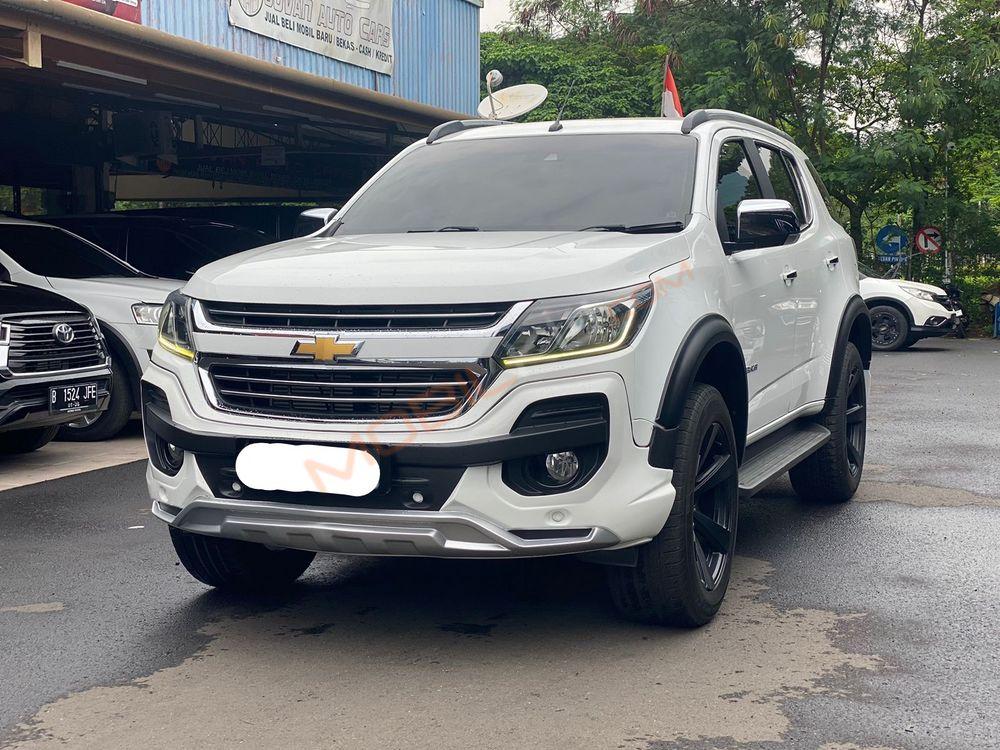Mobil Chevrolet Trailblazer 2018