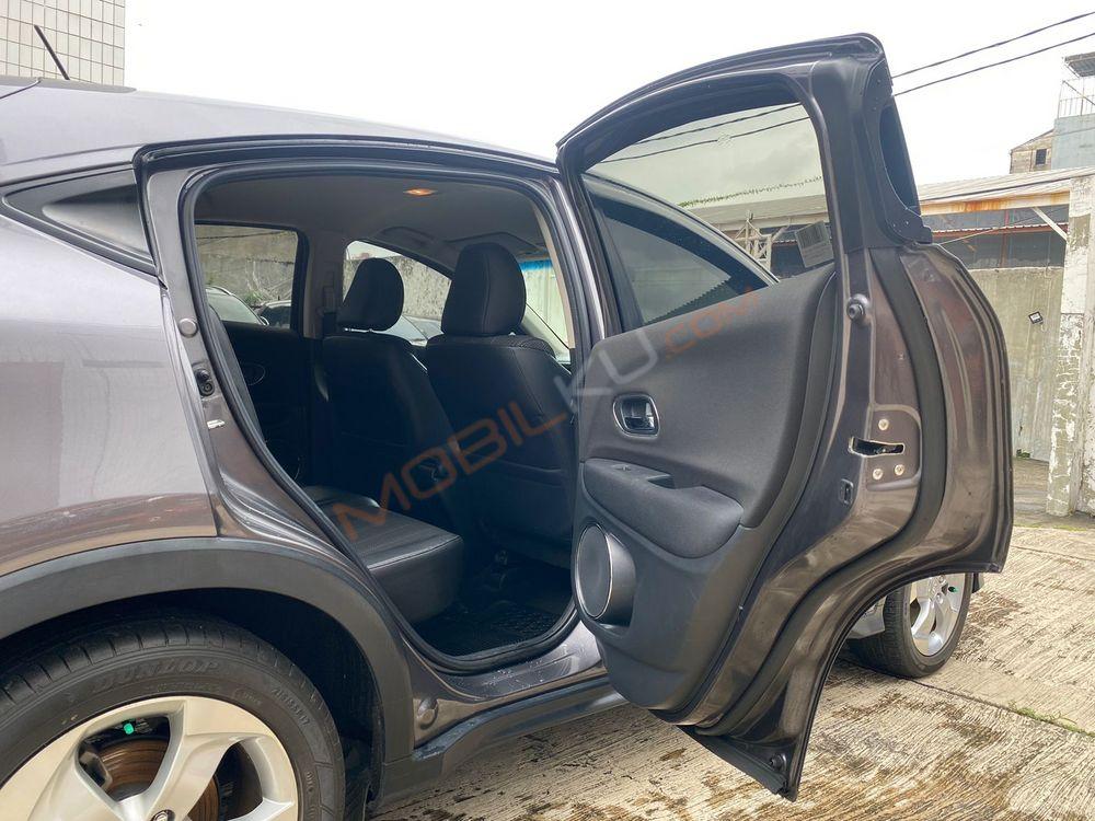 Mobil Honda HR-V 2015