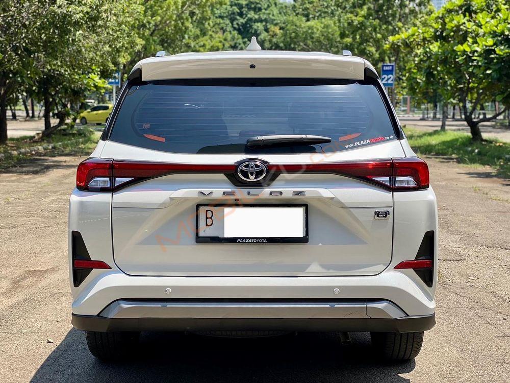 Mobil Toyota Veloz 2022
