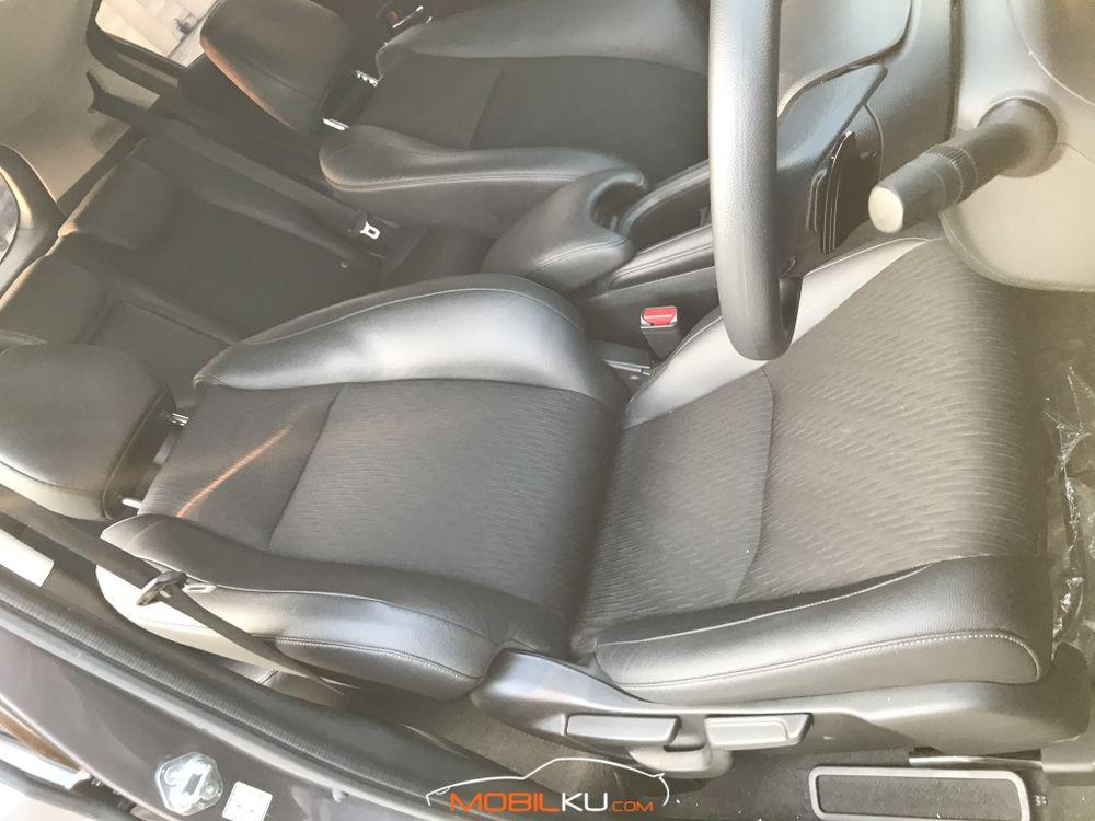 Mobil Honda HR-V 2019