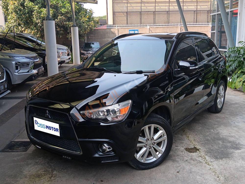 Mobil Mitsubishi Outlander Sport 2013