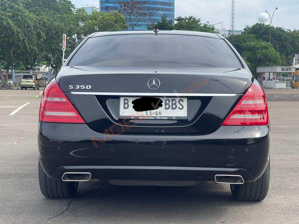 Mobil Mercedes-Benz S-Class 2013