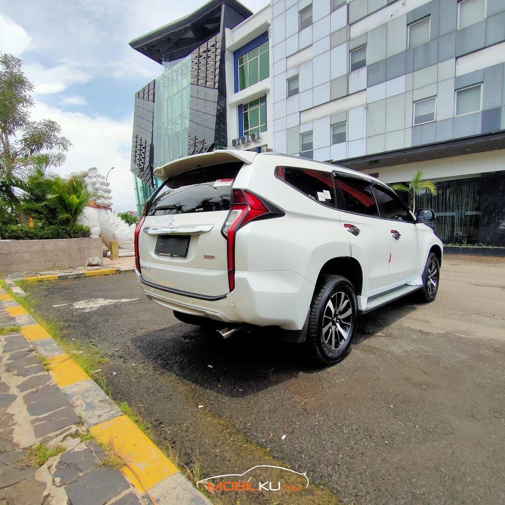Mobil Mitsubishi Pajero Sport 2018