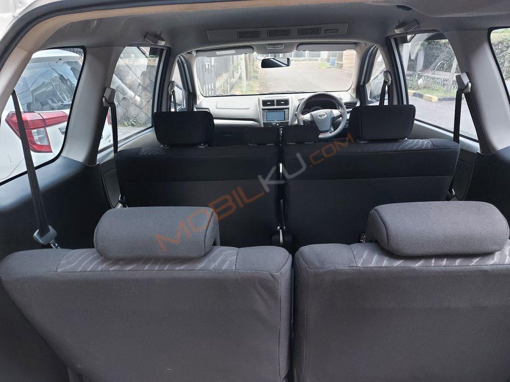 Mobil Toyota Avanza 2016