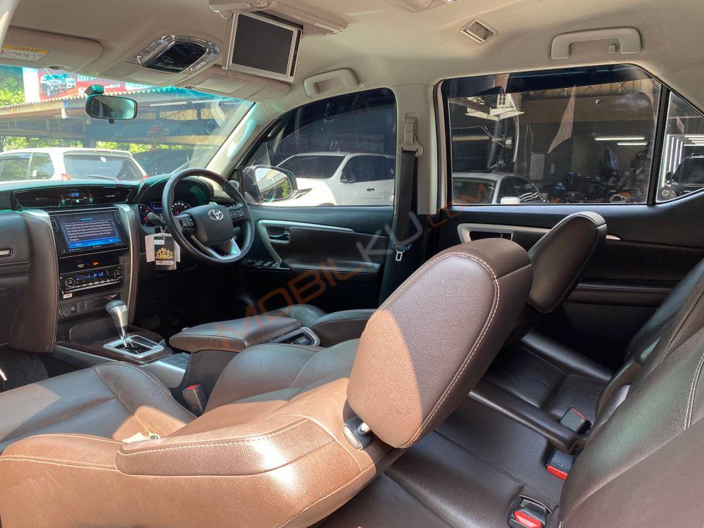 Mobil Toyota Fortuner 2020