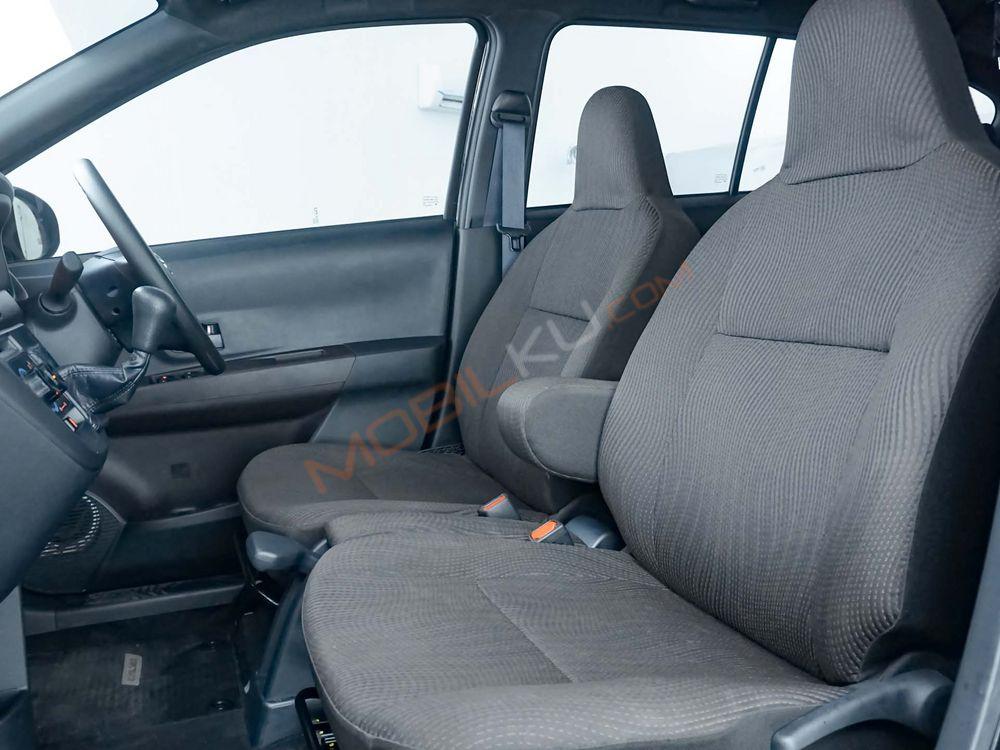 Mobil Toyota Calya 2024