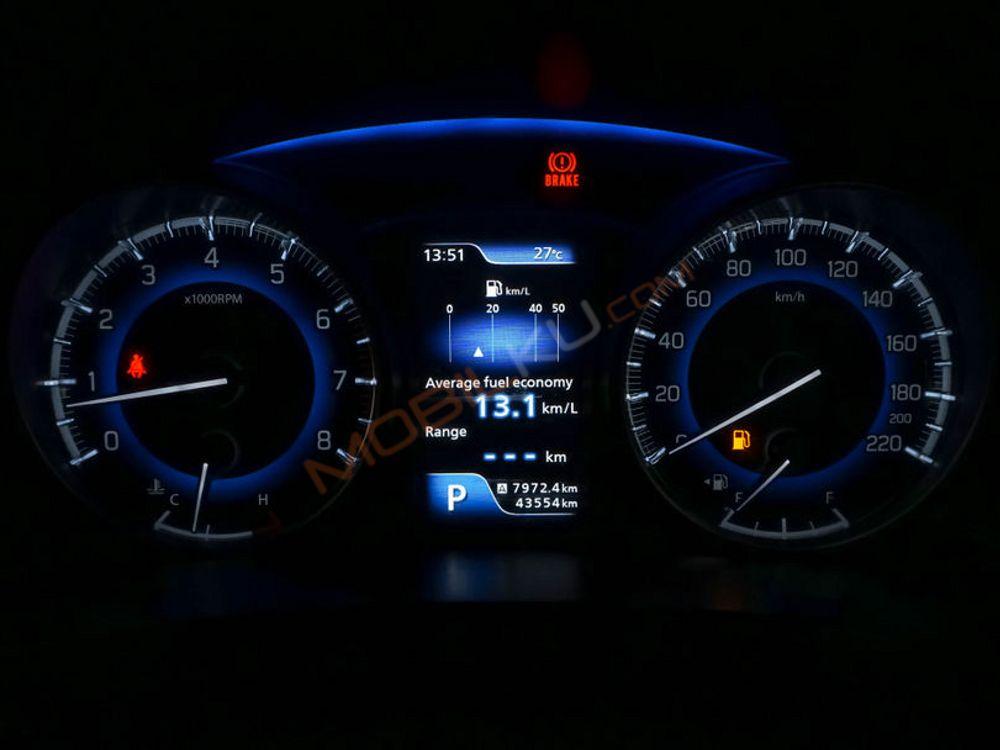 Mobil Suzuki Baleno 2018