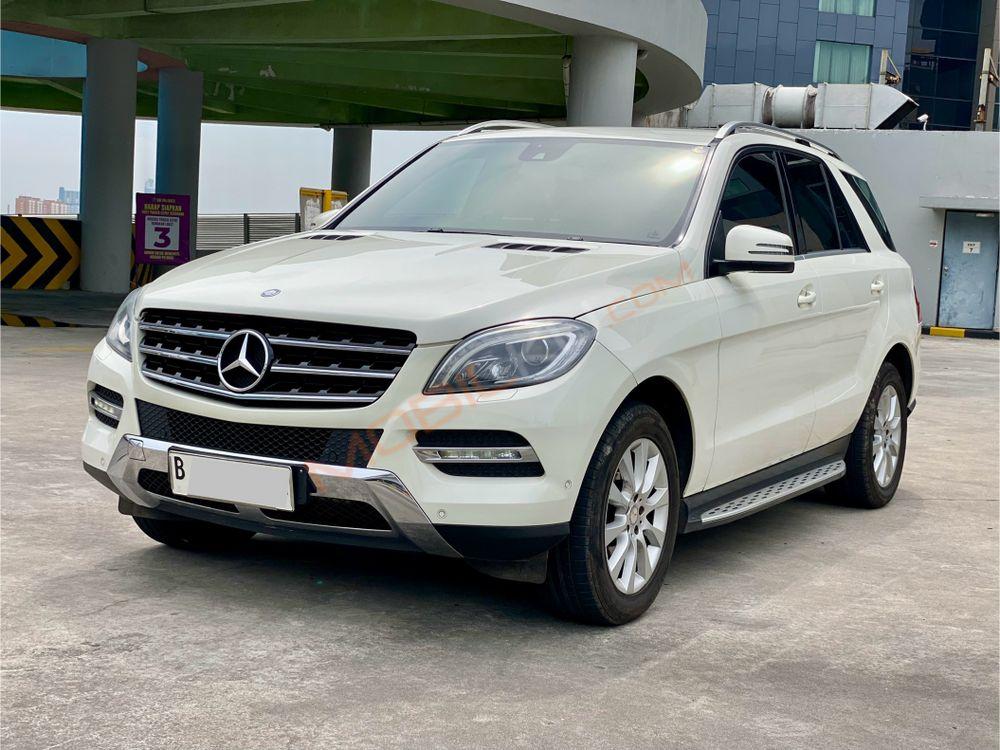 Mobil Mercedes-Benz ML 2013