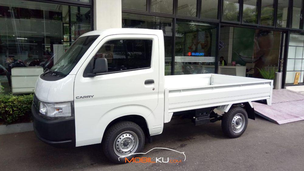 Mobil Suzuki Carry 2022