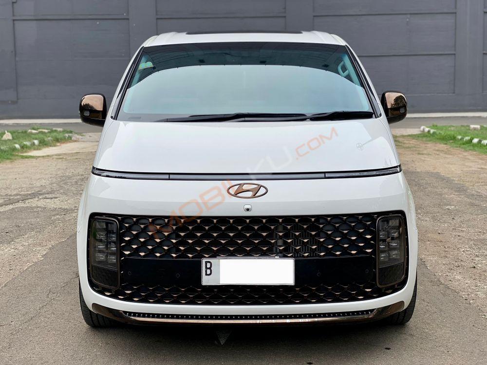 Mobil Hyundai Staria 2022
