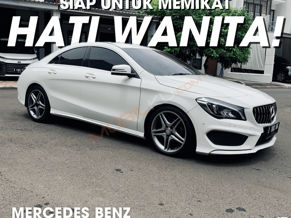 Mobil Mercedes-Benz CLA 2014