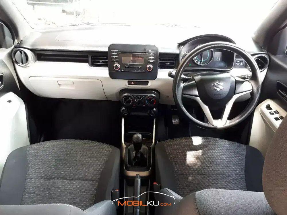 Mobil Suzuki Ignis 2018