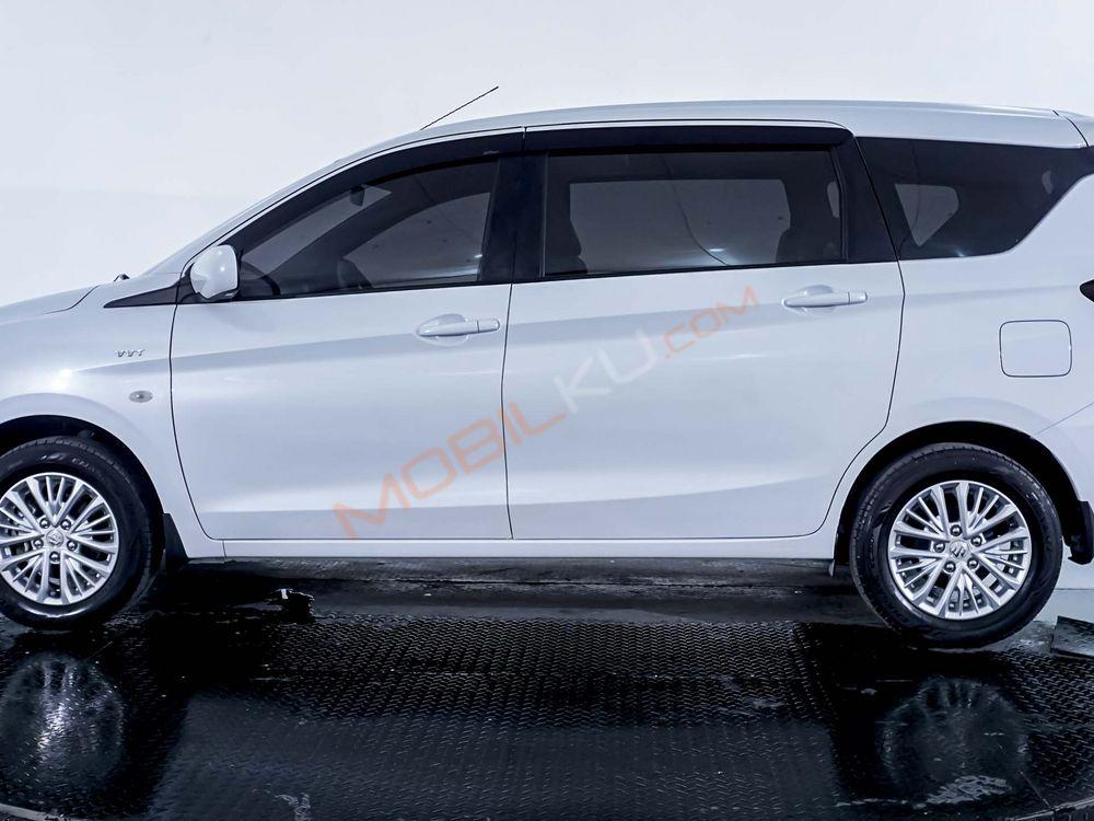Mobil Suzuki Ertiga 2021