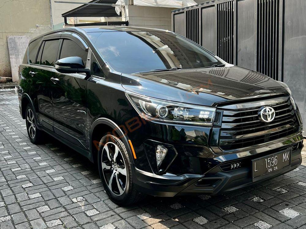 Mobil Toyota Kijang Innova 2021