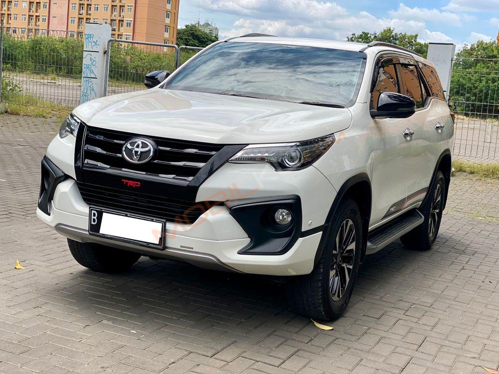 Mobil Toyota Fortuner 2019
