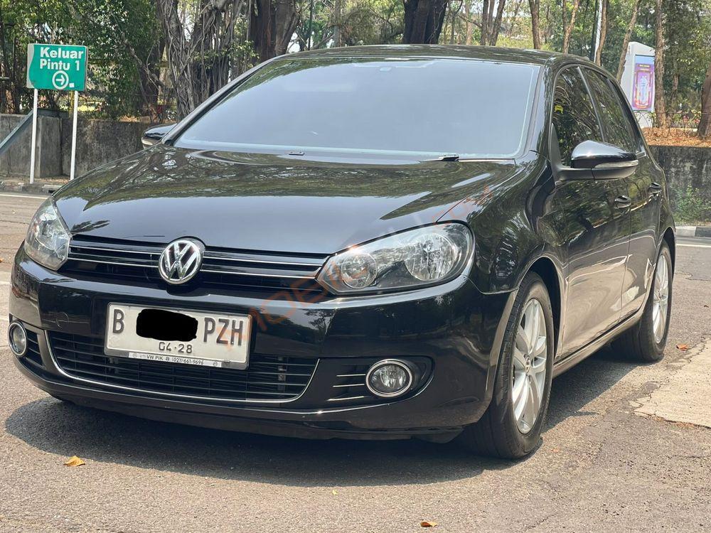 Mobil Volkswagen Golf 2013