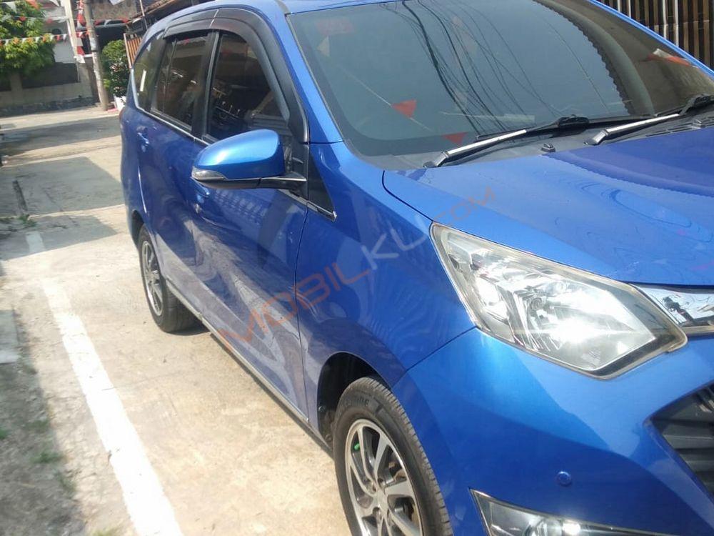 Mobil Daihatsu Sigra 2016